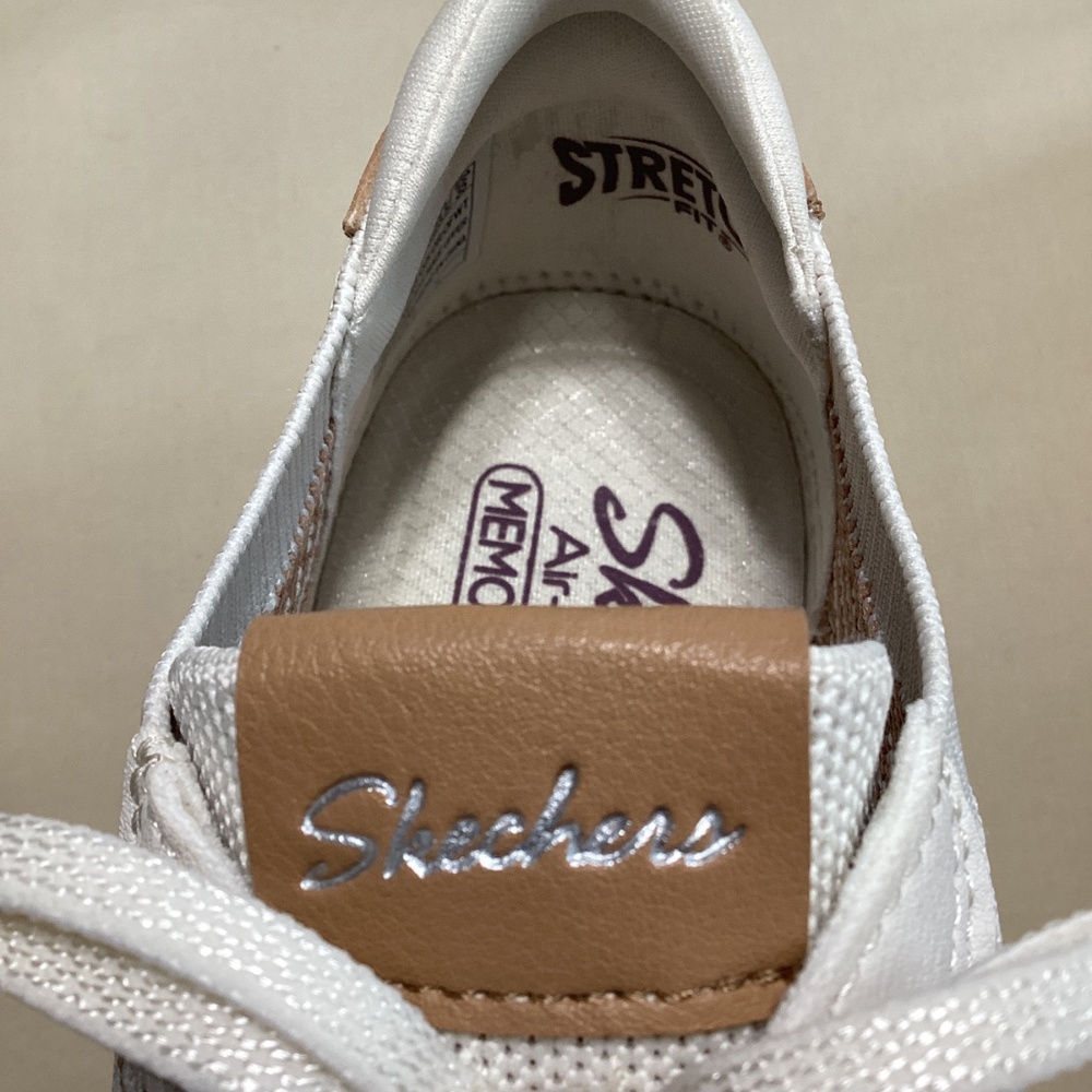 Skechers Stretch Fit Wilshire Blvd Bellevue Slip on - Picture 6 of 16